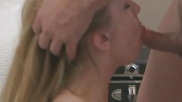 ઝોઇ મનરો, માર્શા મે, મોર્ગન લી, અનિક્કા આલ્બ્રાઇટ, માર્કસ સેકસી વીડીયો ફીલમ ડુપ્રી, માઇક એડ્રિઆનો, મિક બ્લુ સાથે મેગન રેઇન દ્વારા ગધેડાથી મોંમાં ફન થ્રીસમ