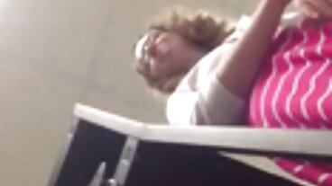 મોટા tits સાથે સેક્સી milf ગુજરાતી સેકસી વીડીયો આપો આંગળીઓ નહીં